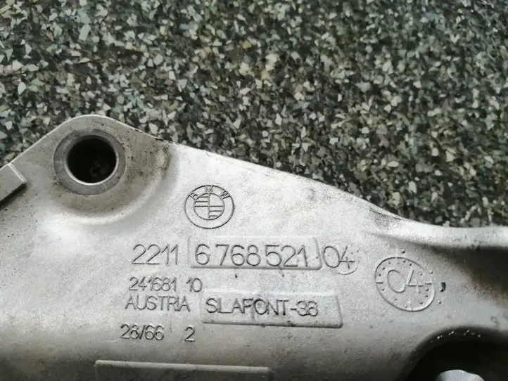 BMW 5 E60 E61 (2004 - 2010) 6768521 Кронштейн двигателя — фото 2