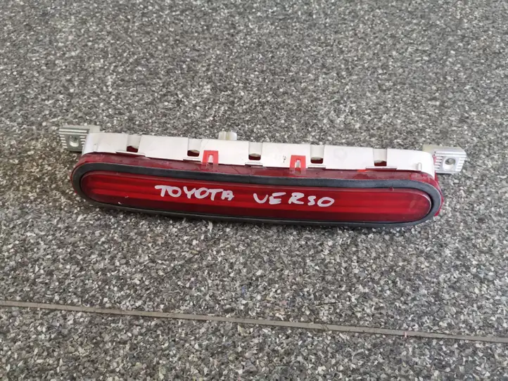 Toyota Corolla Verso AR10 (2004 - 2009) 815700F011 Дополнительный стоп фонарь — фото 1