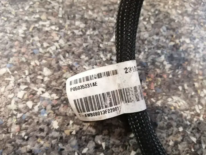 Fiat 500E (2013 - 2019) P05035231AE Плюсовой провод аккумулятора — фото 3