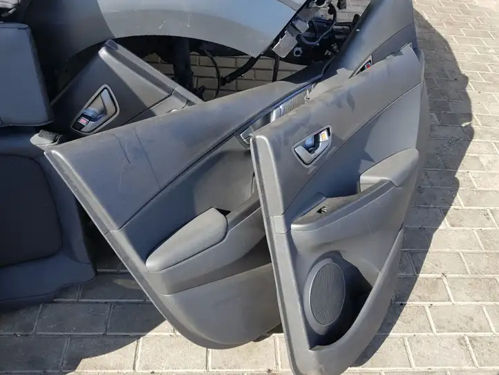 Hyundai Kona I (2017 - 2022) Комплект салона — фото 2