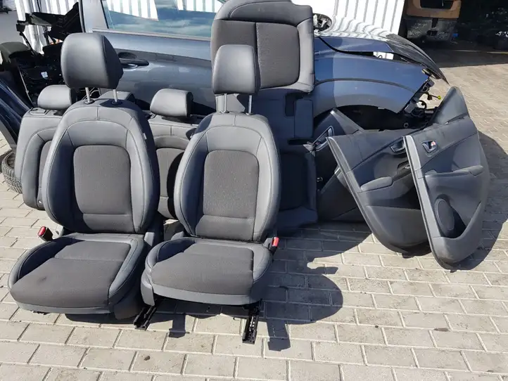Hyundai Kona I (2017 - 2022) Комплект салона — фото 4
