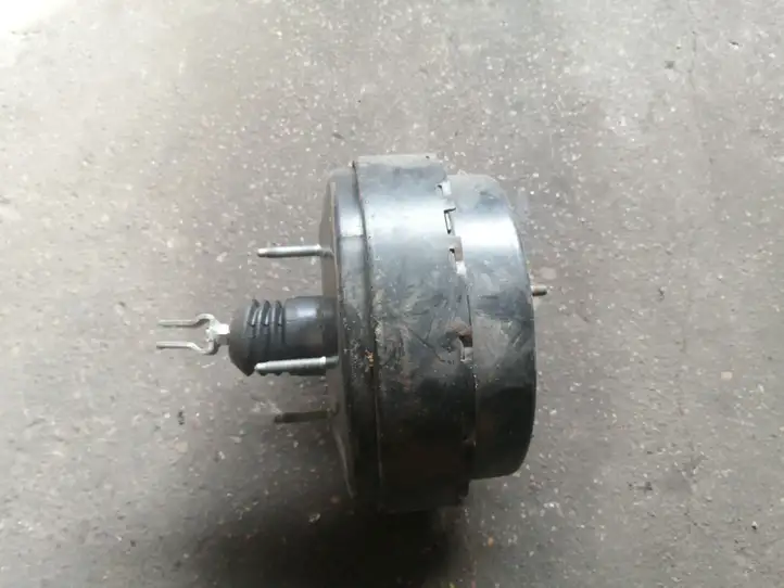 Toyota Corolla Verso AR10 (2004 - 2009) 472000F030 Вакуумный усилитель тормозов — фото 1