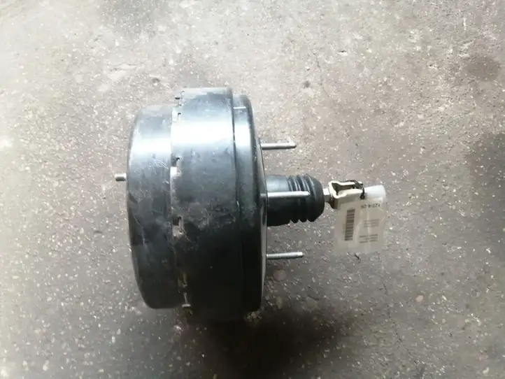 Toyota Corolla Verso AR10 (2004 - 2009) 472000F030 Вакуумный усилитель тормозов — фото 1