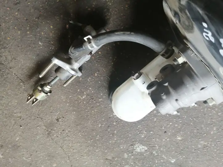 Toyota Yaris Verso (1999 - 2005) 87402901 Вакуумный усилитель тормозов — фото 2