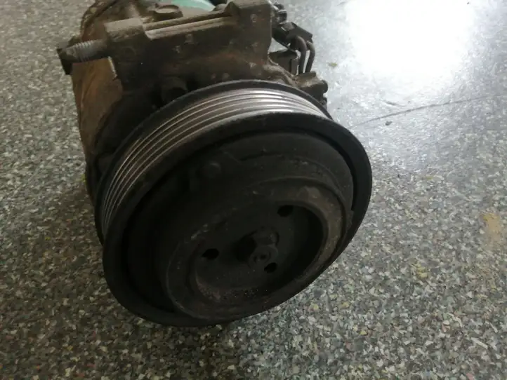 Opel Vectra C (2002 - 2005) 13140505 Компрессор (насос) кондиционера воздуха — фото 5