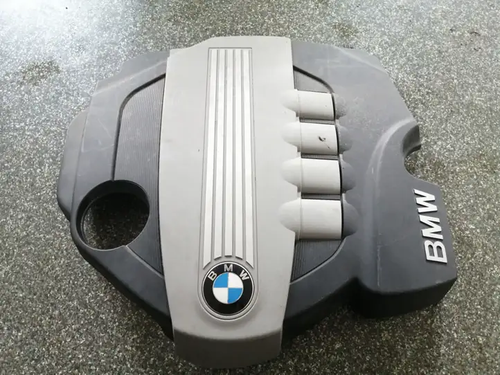 BMW 1 E81 E87 (2004 - 2011) Крышка двигателя декоративная — фото 1