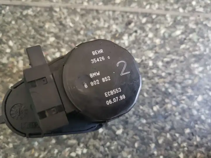 BMW 3 E46 (1998 - 2005) 6902852 Двигатель задвижки потока воздуха — фото 1