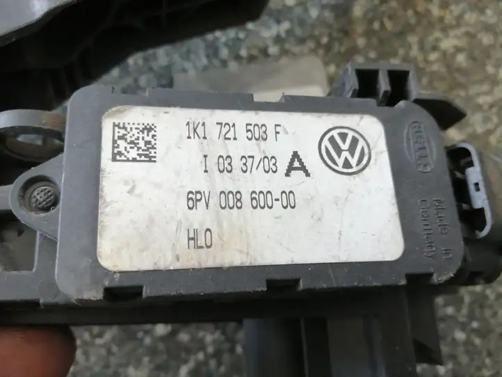 Volkswagen Golf Plus (2004 - 2008) 1K1723503F Педаль акселератора — фото 4
