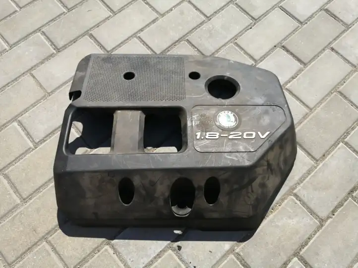 Volkswagen Golf IV (1998 - 2005) 06A103925K Крышка двигателя декоративная — фото 1