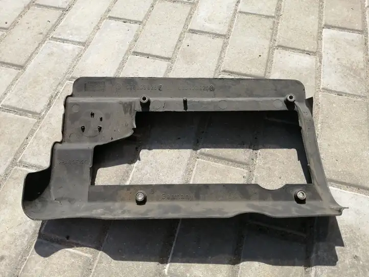 Volkswagen Golf IV (1998 - 2005) 036103925F Крышка двигателя декоративная — фото 2