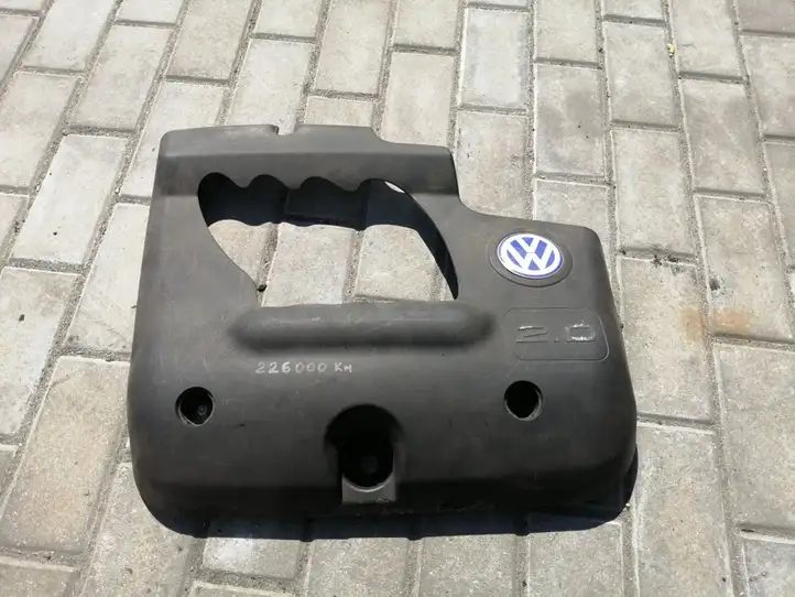 Volkswagen Bora (1998 - 2005) 06A103925AD Крышка двигателя декоративная — фото 1