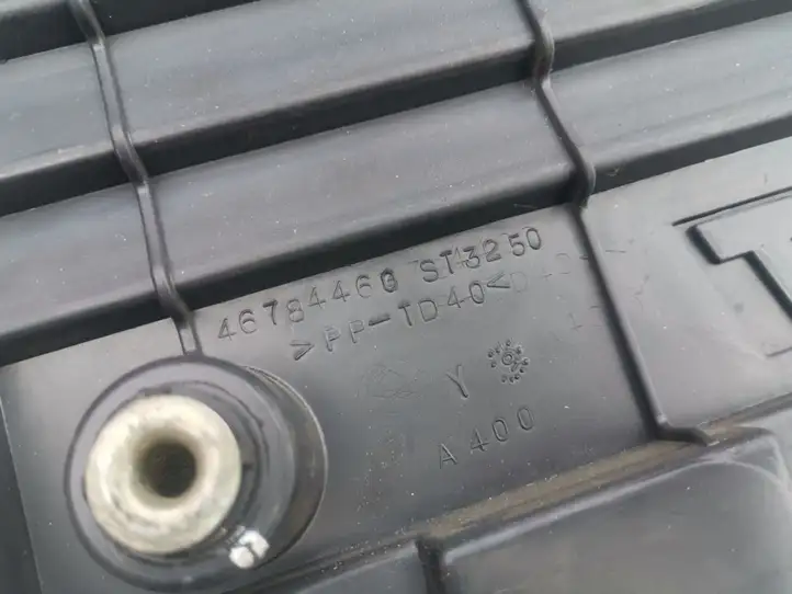 Fiat Stilo (2001 - 2010) 46784460 Крышка двигателя декоративная — фото 2