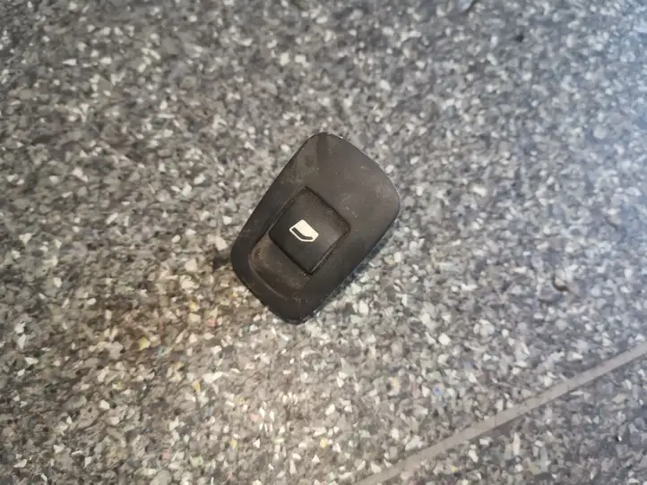 Citroen C4 I Picasso (2006 - 2013) 96639378 Блок кнопок стеклоподъемников — фото 1