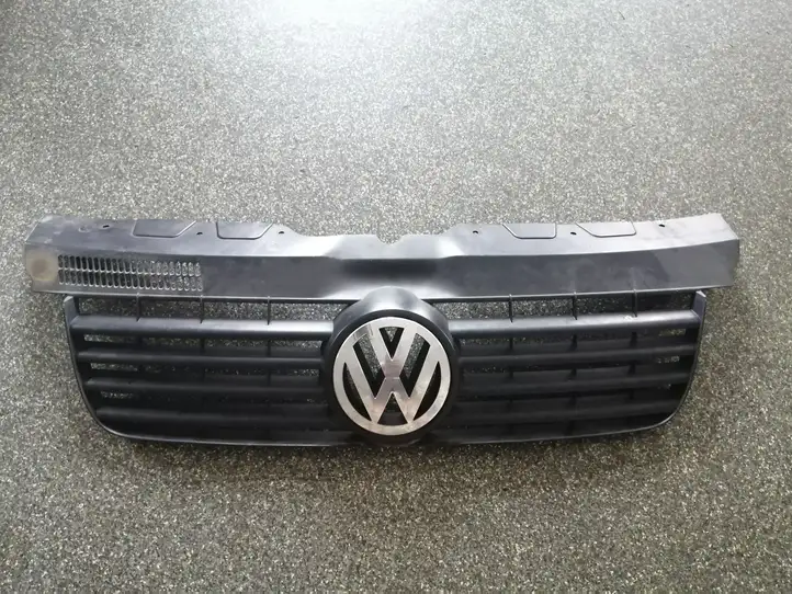 Volkswagen Transporter - Caravelle T5 (2003 - 2009) 7H0807101 Верхняя решетка радиатора — фото 1