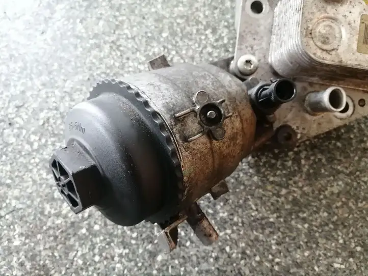 Opel Astra H (2004 - 2009) 5989070231 Кронштейн масляного фильтра — фото 3