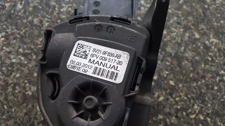 Ford Fiesta (2009 - 2012) 8V219F836AB Педаль акселератора — фото 3