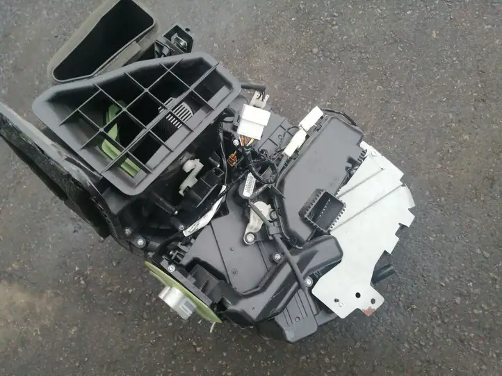 Nissan Leaf I (ZE0) (2010 - 2017) 272103NL2B Комплект системы вентиляции салона — фото 3