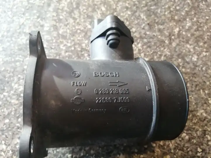 Nissan Almera (2000 - 2006) 0280218005 Датчик массового расхода воздуха — фото 1