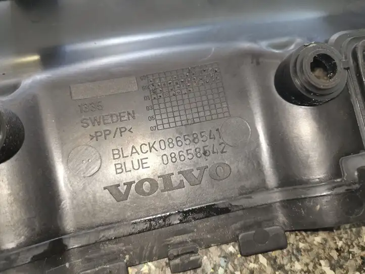 Volvo S60 (2000 - 2004) 08658541 Крышка двигателя декоративная — фото 2