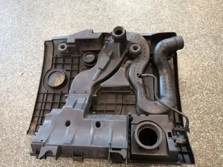 Volkswagen Touran I (2003 - 2010) 03C129607N Крышка двигателя декоративная — фото 5
