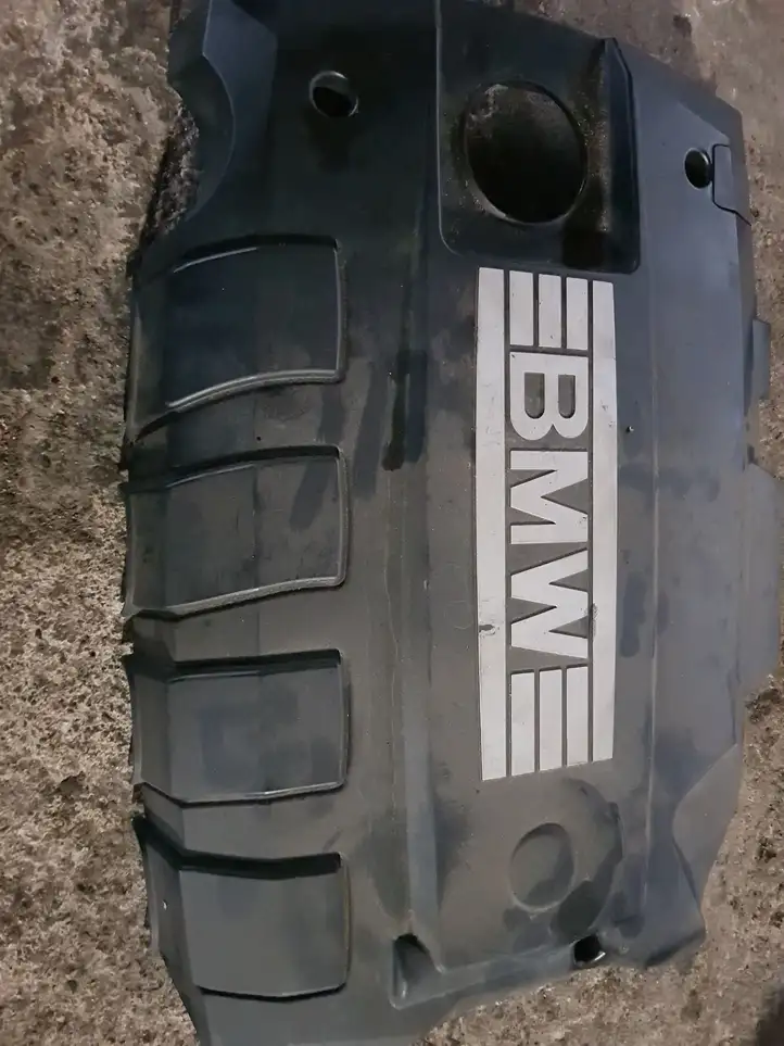 BMW 1 E81 E87 (2004 - 2011) Крышка двигателя декоративная — фото 2