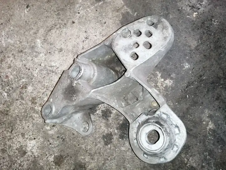 Audi A6 S6 C5 4B (1997 - 2001) 8E0199351F Кронштейн двигателя — фото 2