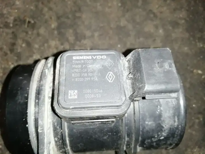 Renault Modus (2004 - 2007) 8200358901 Датчик массового расхода воздуха — фото 3