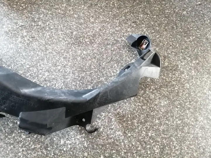 BMW 3 E90 E91 (2005 - 2012) 7138401 Кронштейн передней фары — фото 3