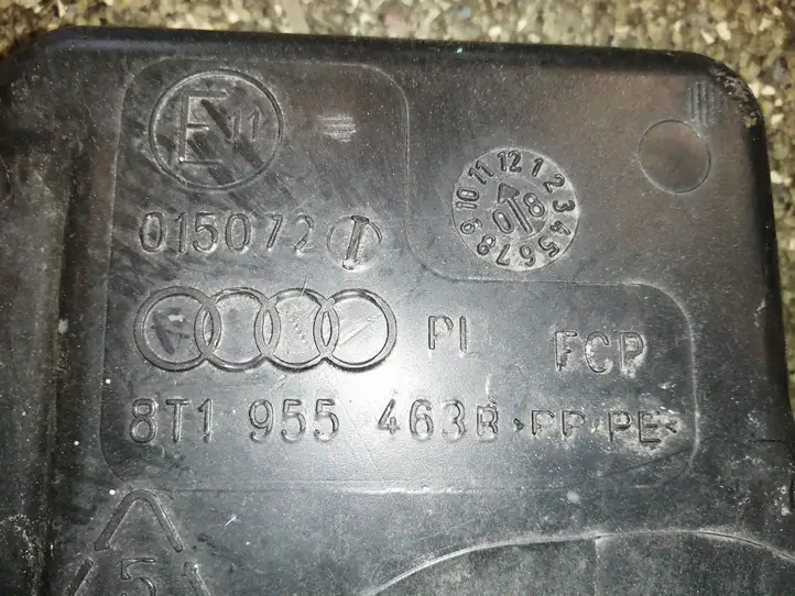 Audi A4 S4 B8 8K (2007 - 2011) 8T1955463B Горловина бачка омывателя — фото 3