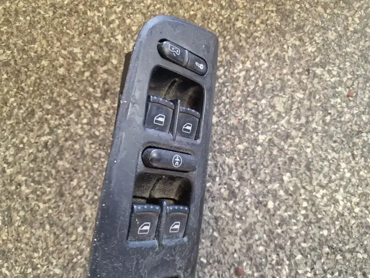 Volkswagen Golf IV (1998 - 2005) 1J4959657 Блок кнопок стеклоподъемников — фото 3