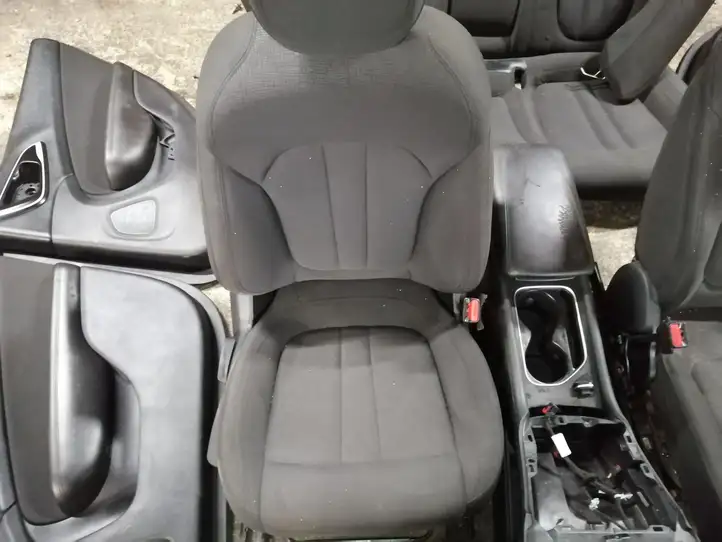 Chrysler 200 (2015 - ) Комплект салона — фото 8