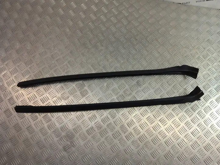 BMW X3 G01 (2018 - 2024) 7399031 Накладка стоек лобового стекла — фото 1