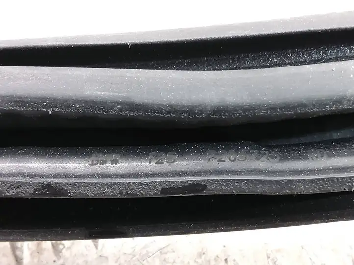 BMW X3 F25 (2010 - 2017) 7205725 Уплотнитель кузова — фото 6