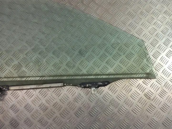 Toyota Corolla E120 E130 (2000 - 2004) 43R007951 Стекло передней двери — фото 13