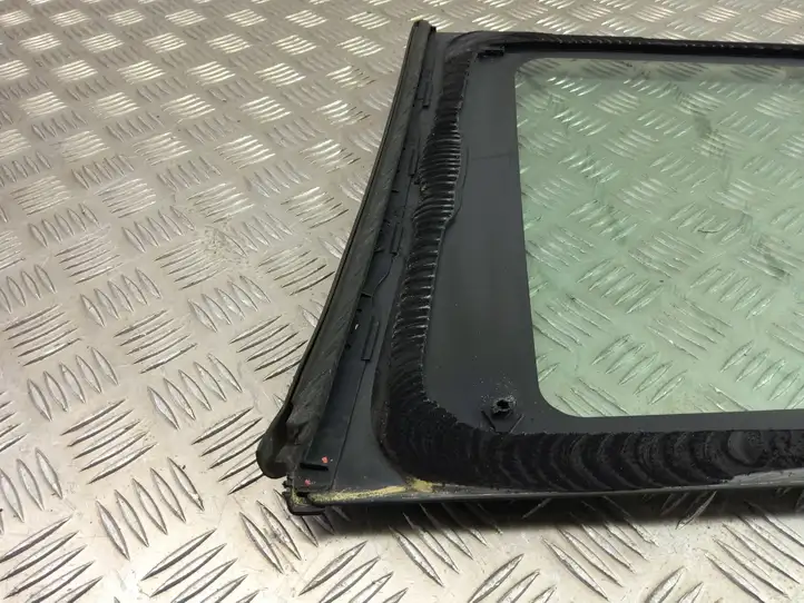 Toyota Corolla E120 E130 (2004 - 2007) 43R-001583 Заднее боковое стекло — фото 9