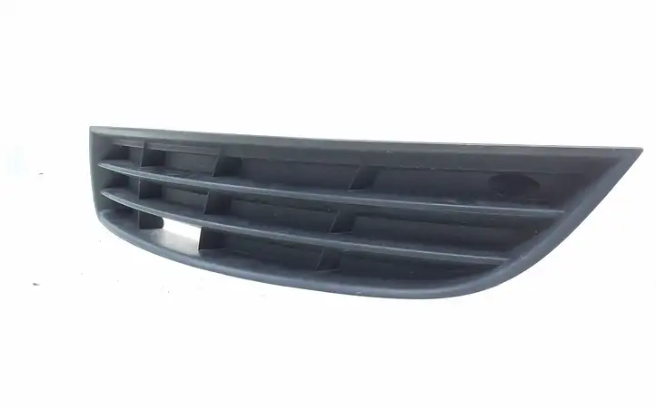 Volkswagen PASSAT B6 (2005 - 2010) 3C0853665 Нижняя решетка переднего бампера — фото 1