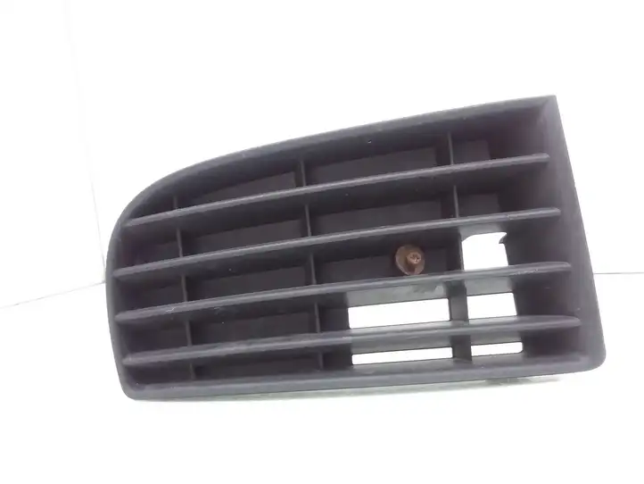 Volkswagen Golf V (2003 - 2009) 1K0853666 Нижняя решетка переднего бампера — фото 1