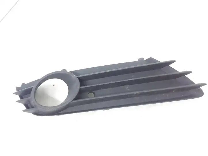 Opel Astra H (2004 - 2009) 13126026 Нижняя решетка переднего бампера — фото 1