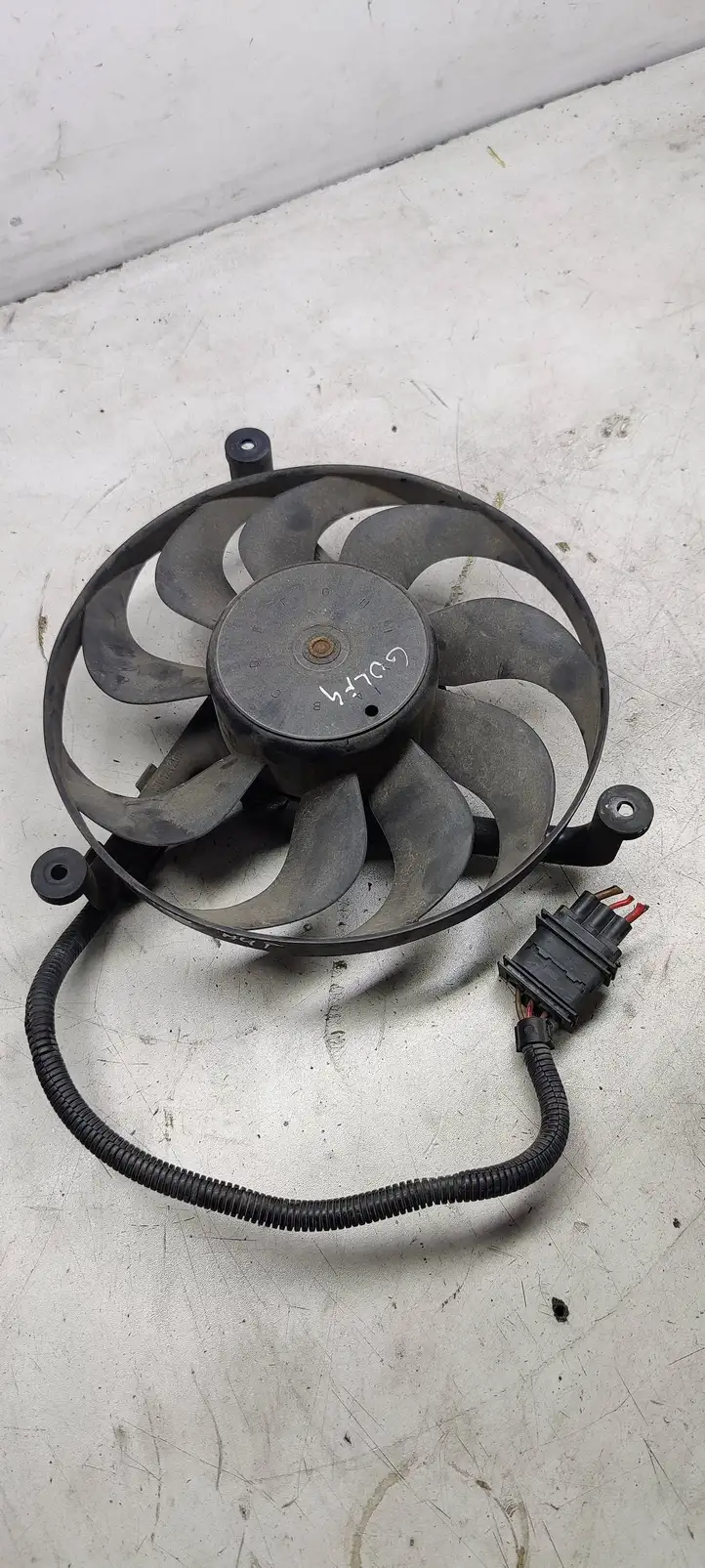 Volkswagen Golf IV (1998 - 2005)  1j0121206D Электрический вентилятор радиаторов