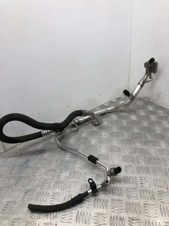 BMW 3 F30 F35 F31 (2012 - 2018)  9337125 Трубка (трубки)/ шланг (шланги) кондиционера воздуха