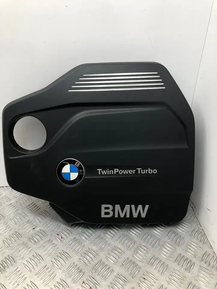 BMW 3 F30 F35 F31 (2012 - 2018) 8514202 Крышка двигателя декоративная — фото 1