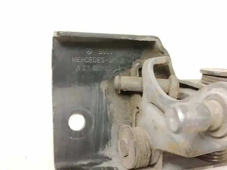 Mercedes-Benz E W211 (2002 - 2009)   Замок капота