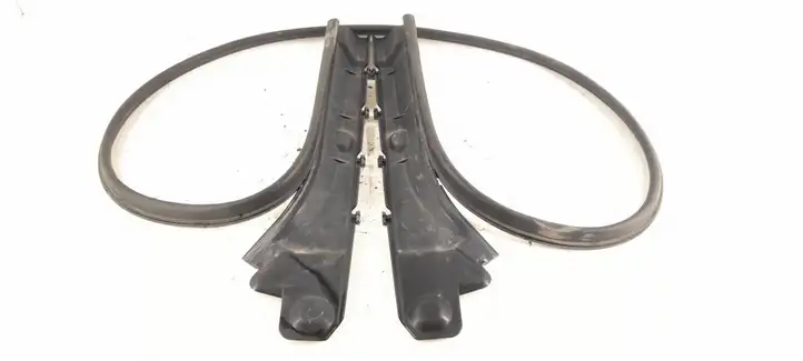 Mercedes-Benz S W221    Звукоизоляция капота