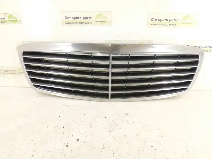 Mercedes-Benz E W211 (2002 - 2009) Передняя решетка — фото 1