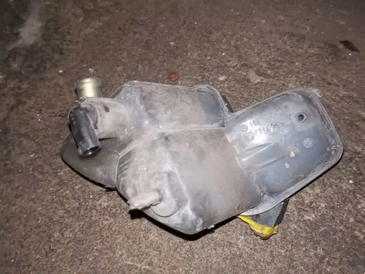 Mercedes-Benz A W168 (1997 - 2004) 1685000249 Расширительный бачок — фото 3