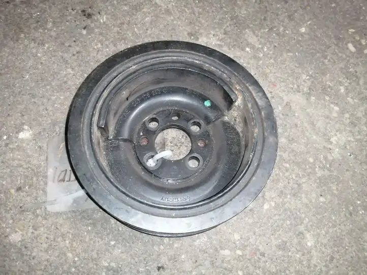 Skoda Fabia Mk2 (5J) (2007 - 2014) 045105243C Шкив коленчатого вала — фото 1