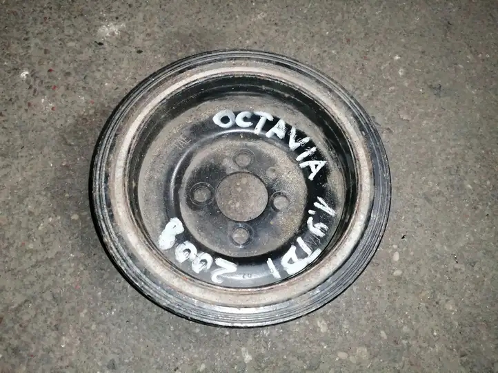 Skoda Octavia Mk2 (1Z) (2004 - 2013) 03G105243 Шкив коленчатого вала — фото 1