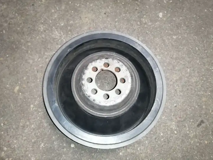 Audi A6 S6 C5 4B (2001 - 2004) 059105251M Шкив коленчатого вала — фото 3