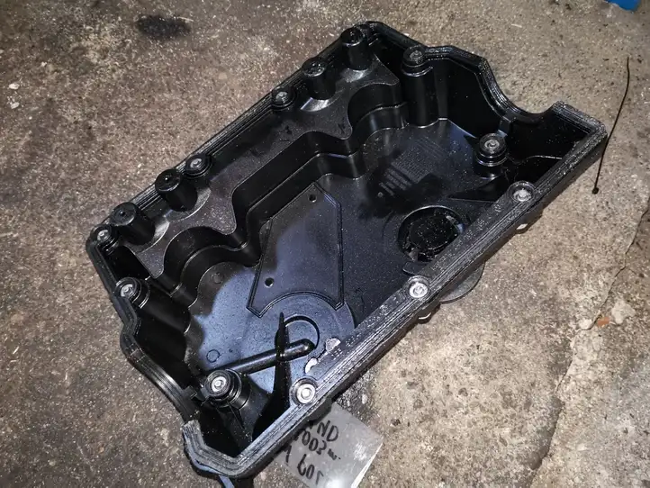 Volkswagen Polo (2005 - 2009) 045103475C Крышка головки блока цилиндров — фото 2