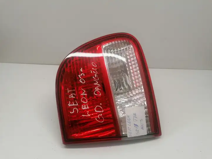 Seat Leon (1M) (1998 - 2006) 1M6945108 Задний фонарь в крышке багажника — фото 3